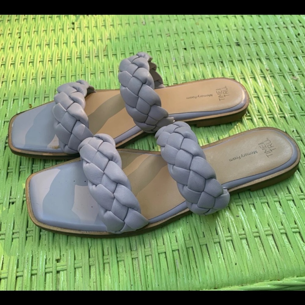 Lavender Sandals WOMENS size 10